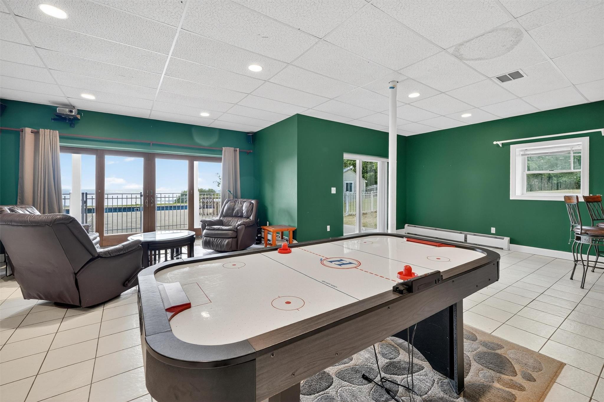 10 Soluri Lane, Tomkins Cove, NY 10986