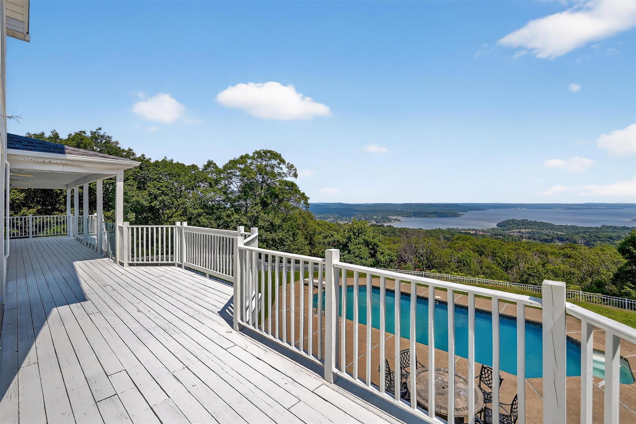 10 Soluri Lane, Tomkins Cove, NY 10986