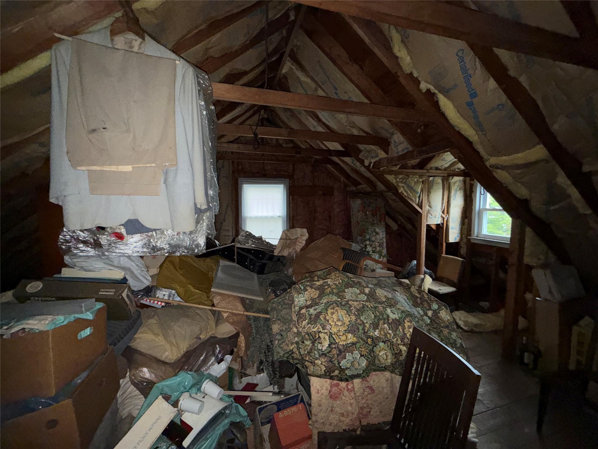 15 Astor Place, Valley Stream, NY 11581