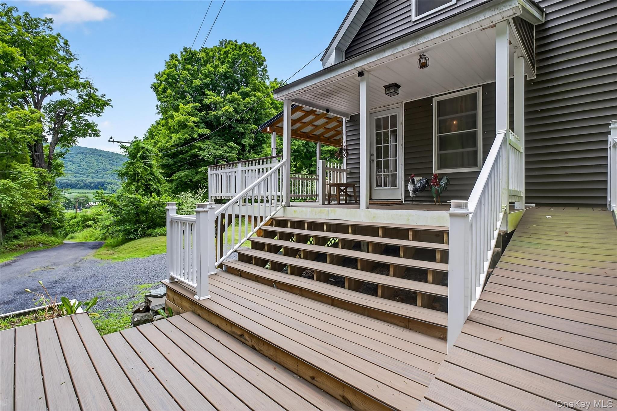 334 Pancake Hollow Road, Highland, NY 12528