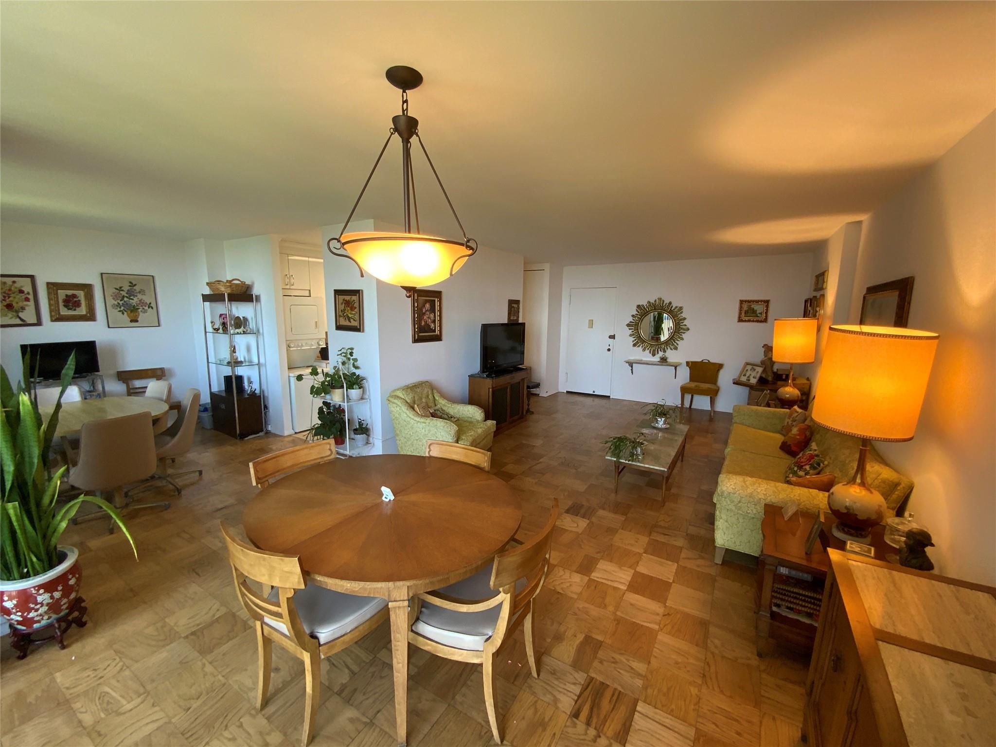 27110 Grand Central Parkway # 19A, Floral Park, NY 11005