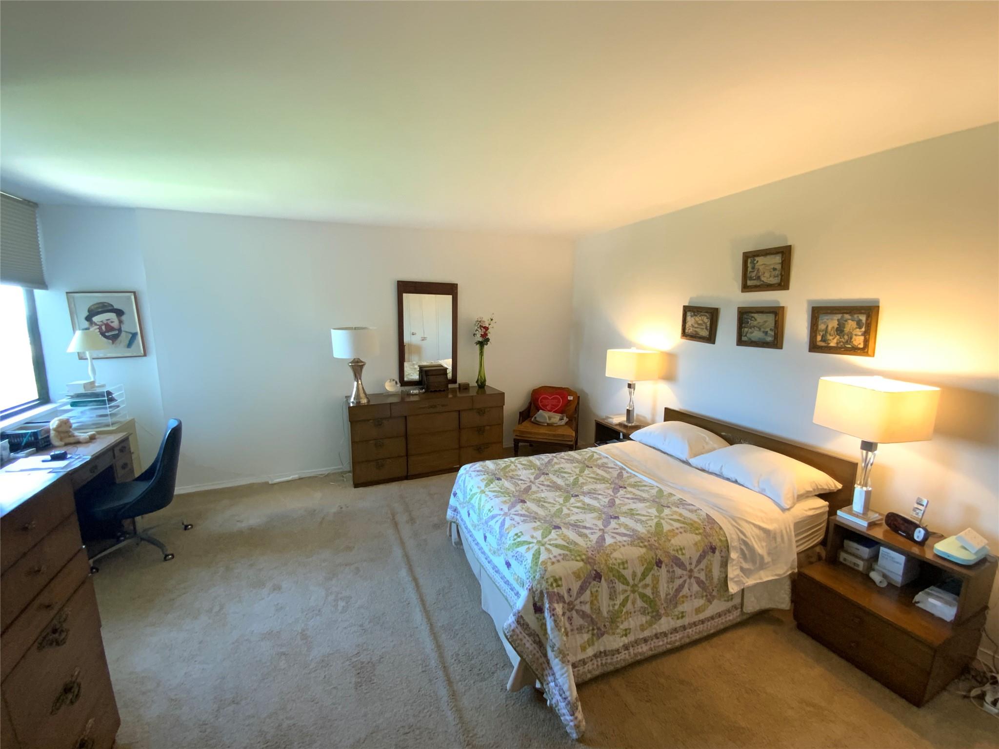 27110 Grand Central Parkway # 19A, Floral Park, NY 11005