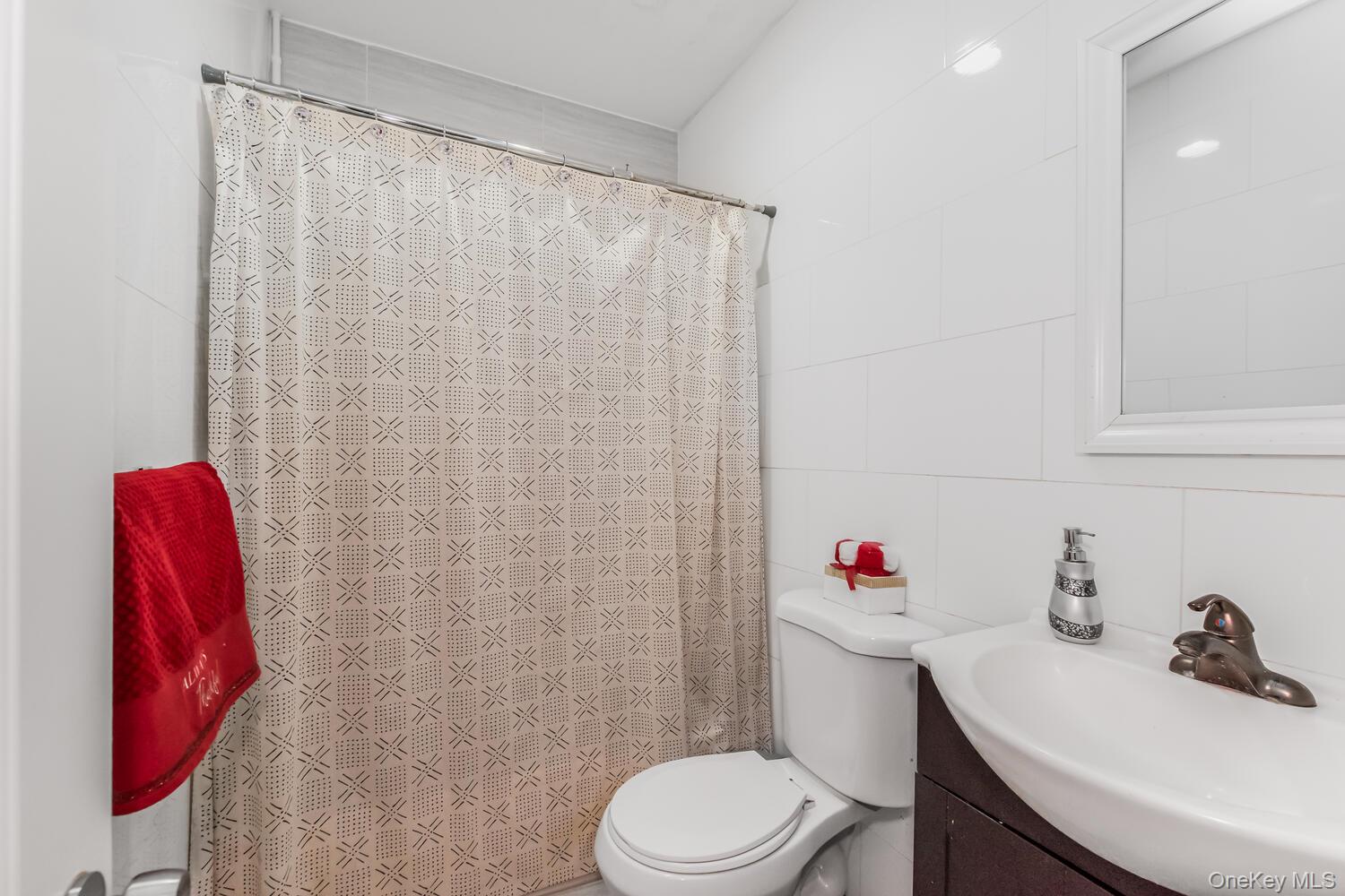 1312 Findlay Avenue, Bronx, NY 10456