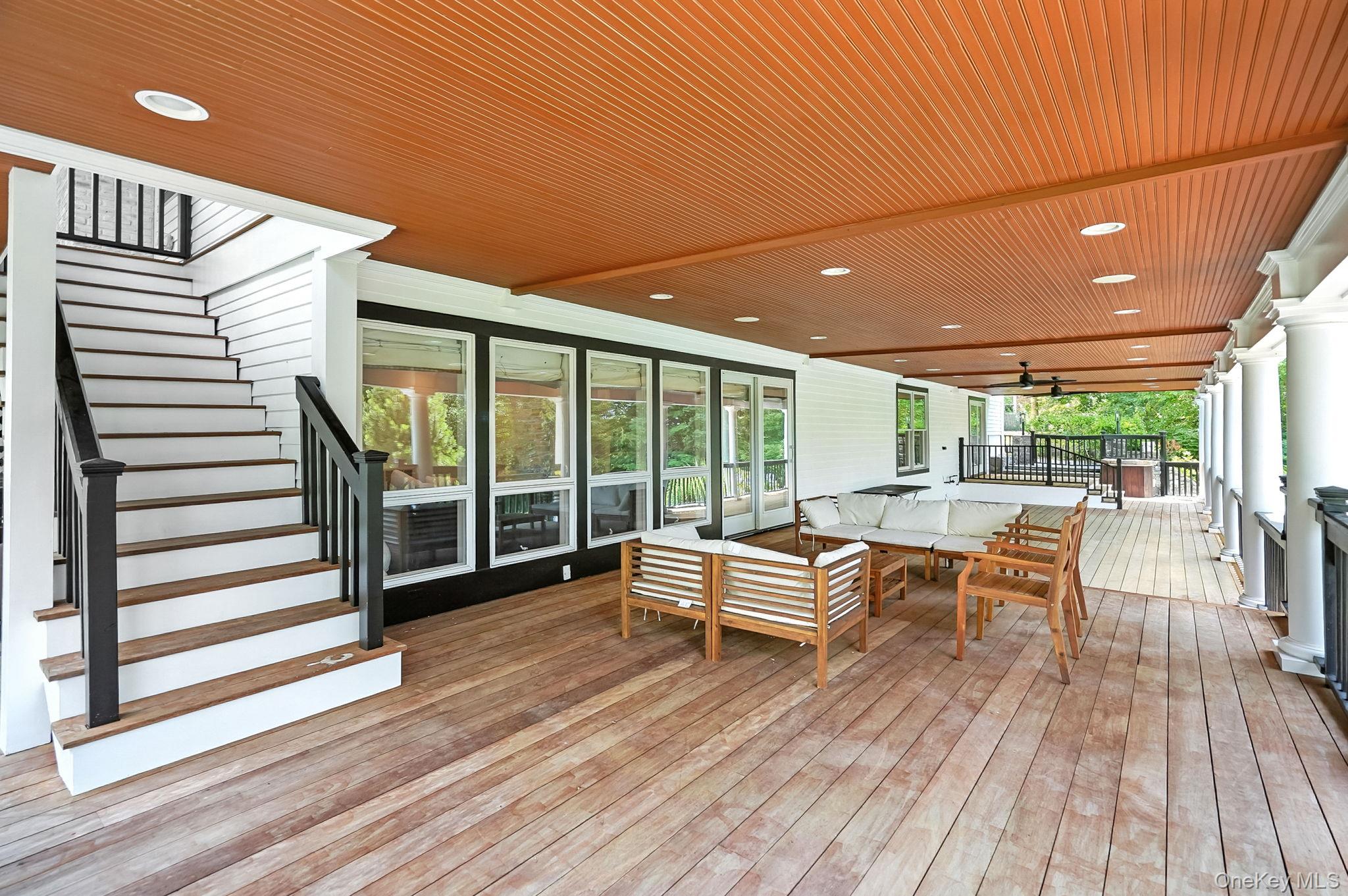 6 EATON Lane, Scarsdale, NY 10583