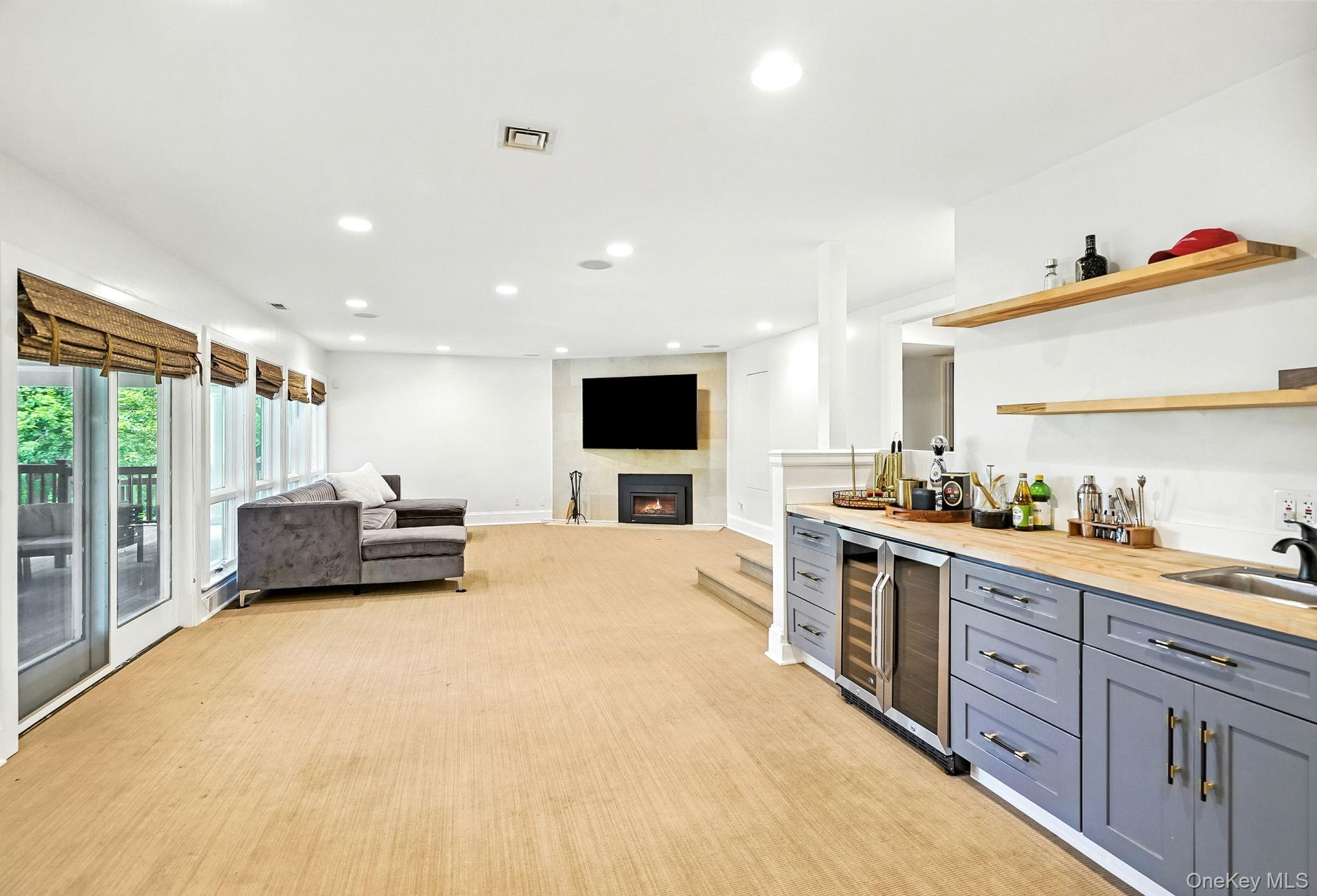 6 EATON Lane, Scarsdale, NY 10583