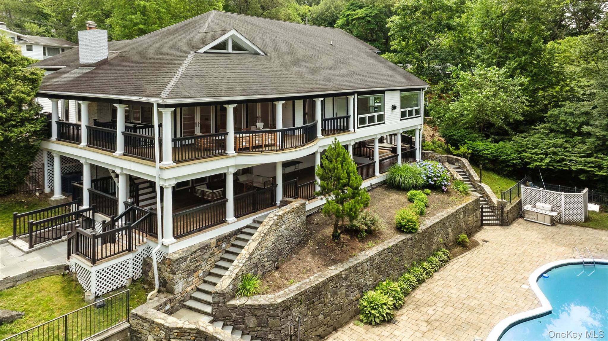 6 EATON Lane, Scarsdale, NY 10583