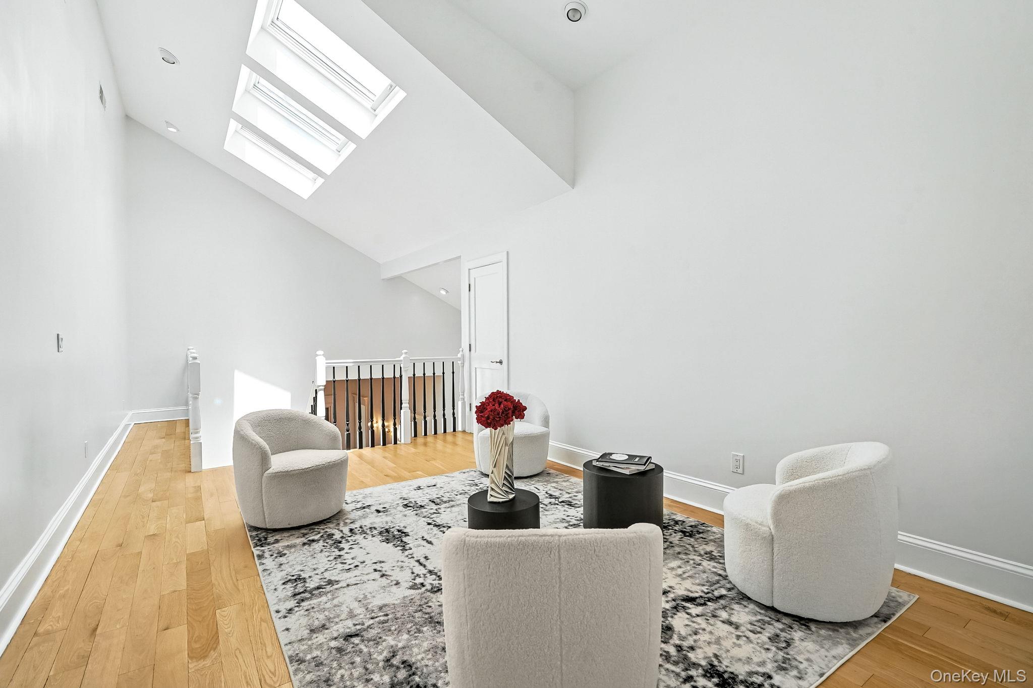 6 EATON Lane, Scarsdale, NY 10583