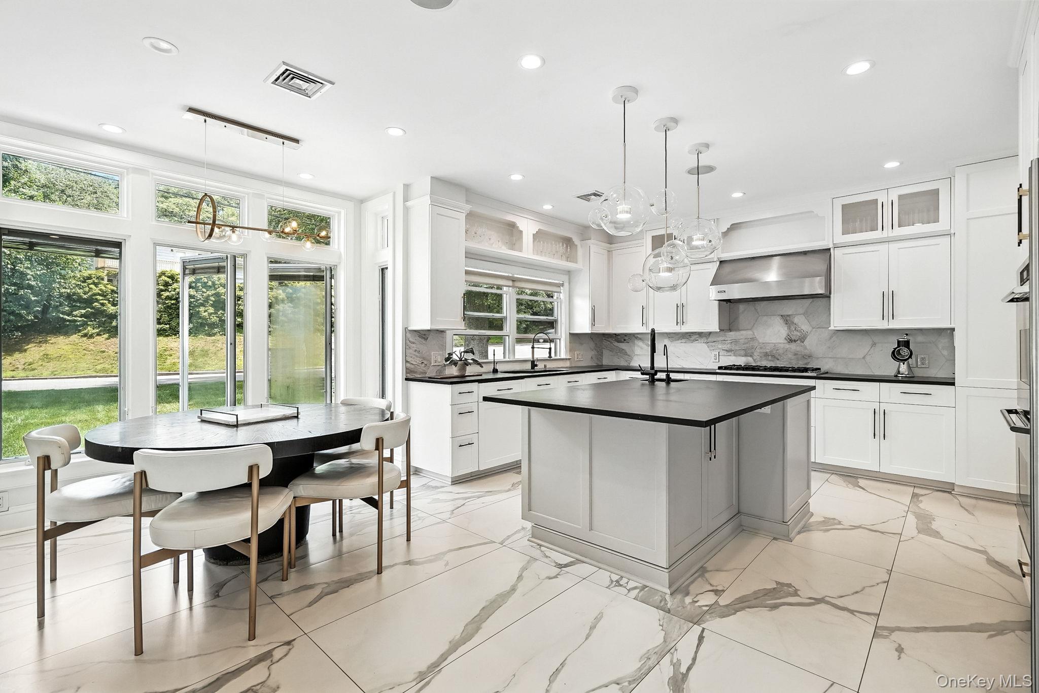 6 EATON Lane, Scarsdale, NY 10583