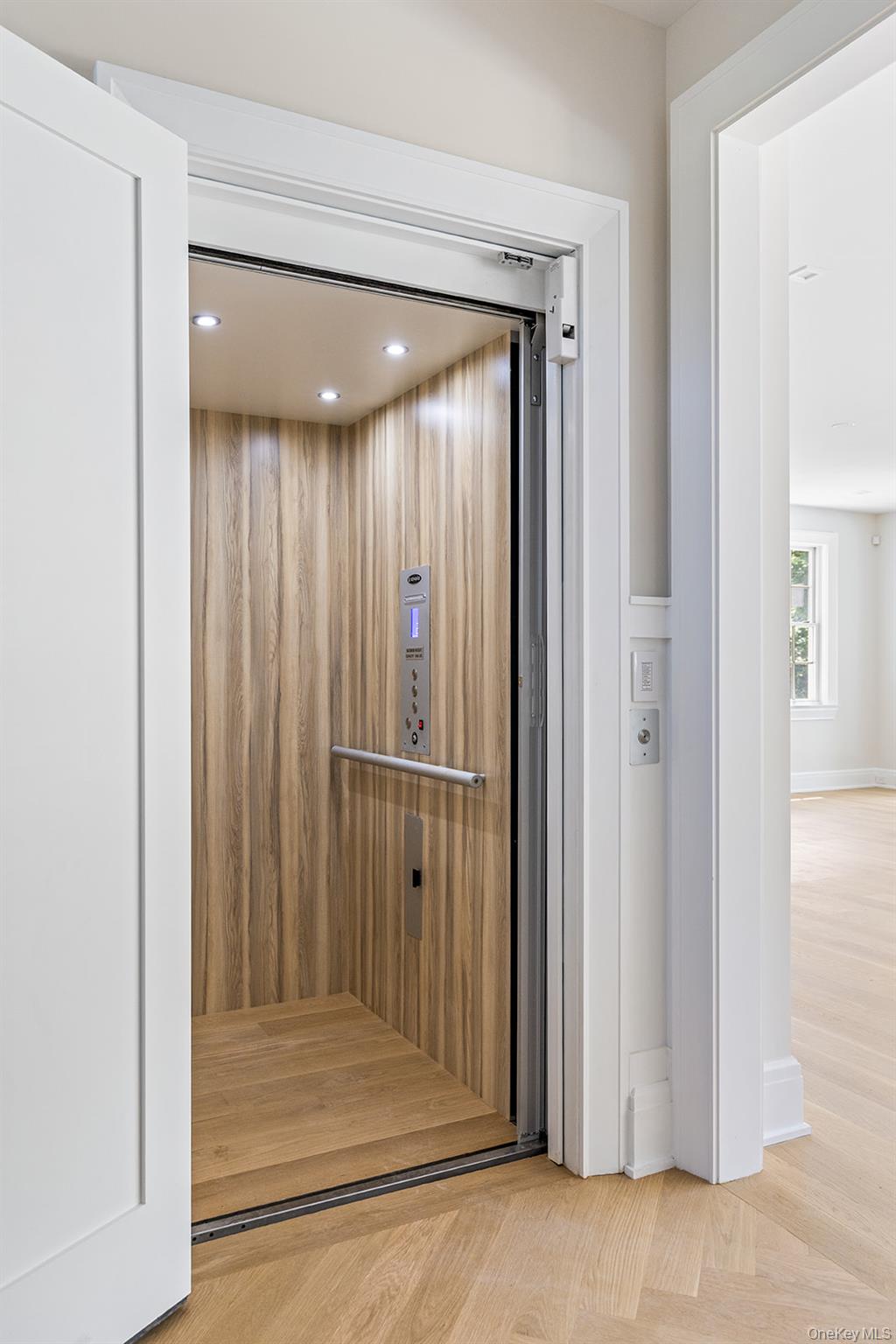 42 Mamaroneck Road, Scarsdale, NY 10583