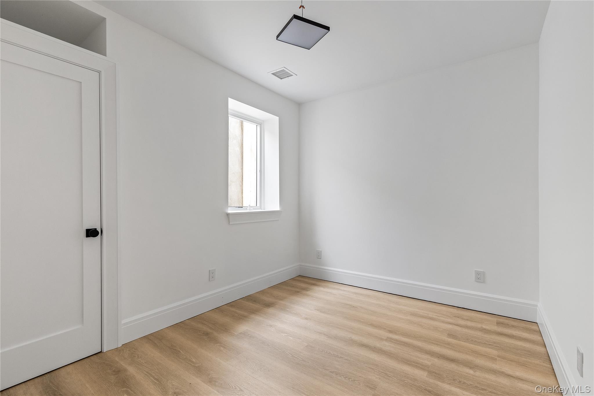 42 Mamaroneck Road, Scarsdale, NY 10583