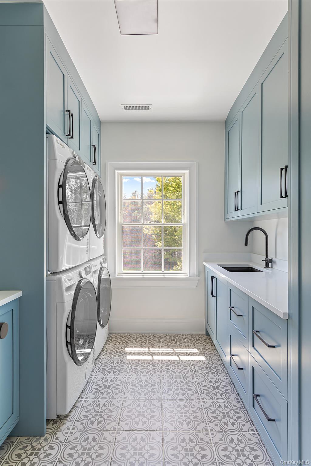 42 Mamaroneck Road, Scarsdale, NY 10583