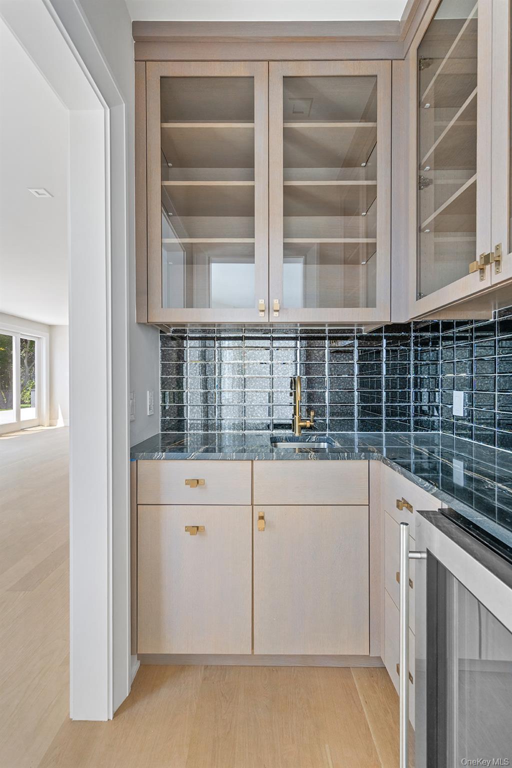 42 Mamaroneck Road, Scarsdale, NY 10583