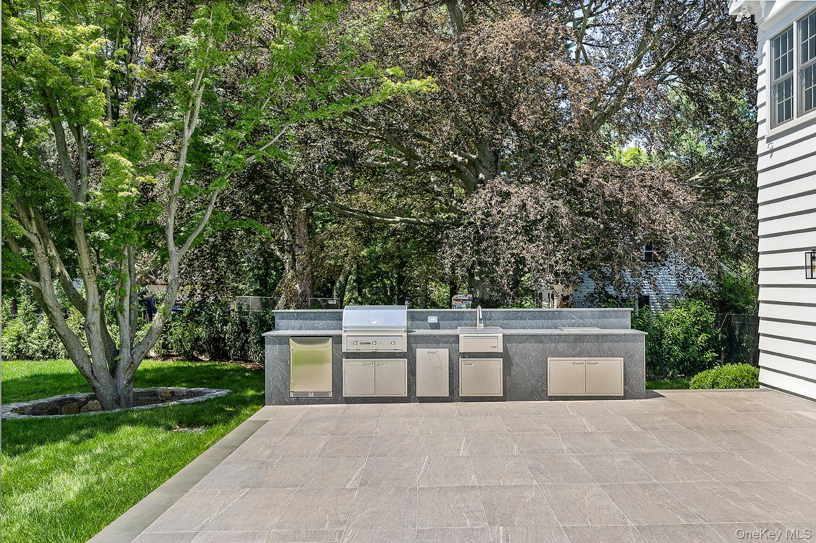 42 Mamaroneck Road, Scarsdale, NY 10583