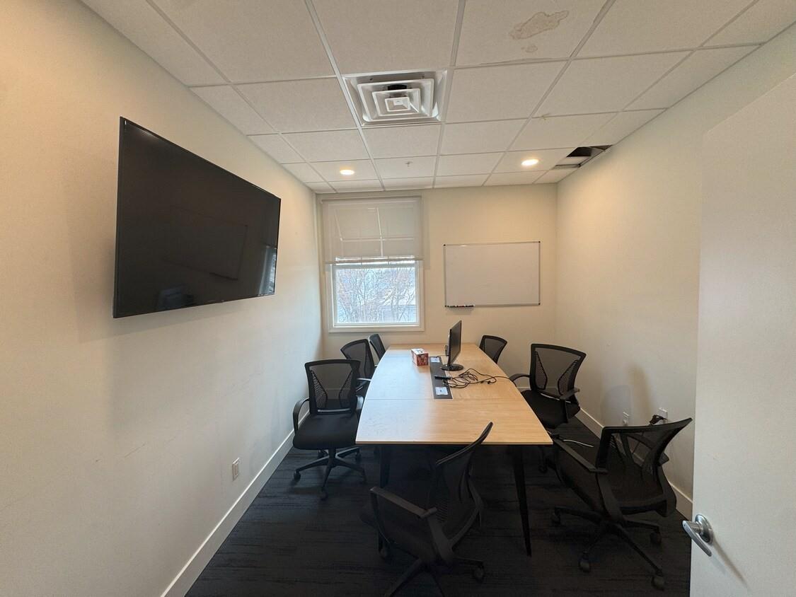 52 Broadway # 52, Greenlawn, NY 11740