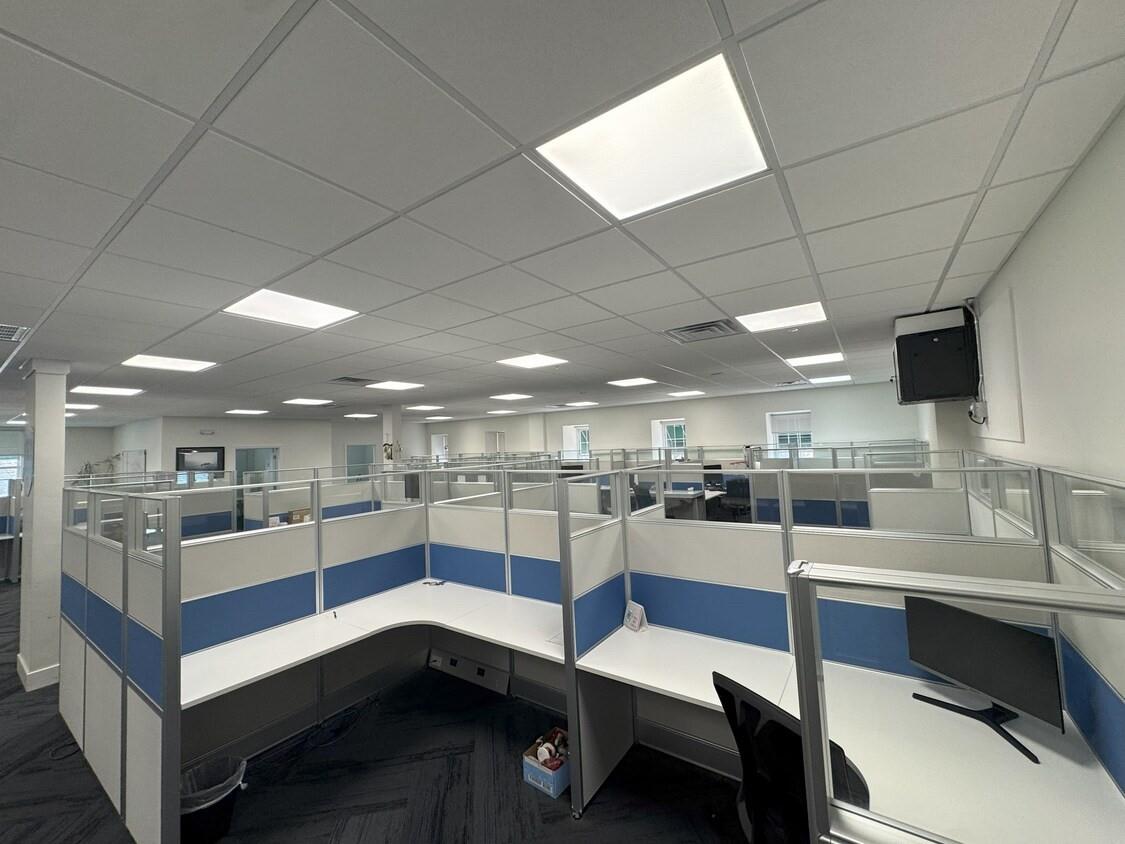 52 Broadway # 52, Greenlawn, NY 11740