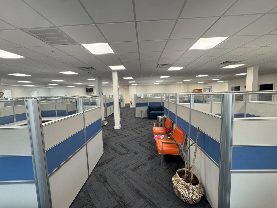 52 Broadway # 52, Greenlawn, NY 11740