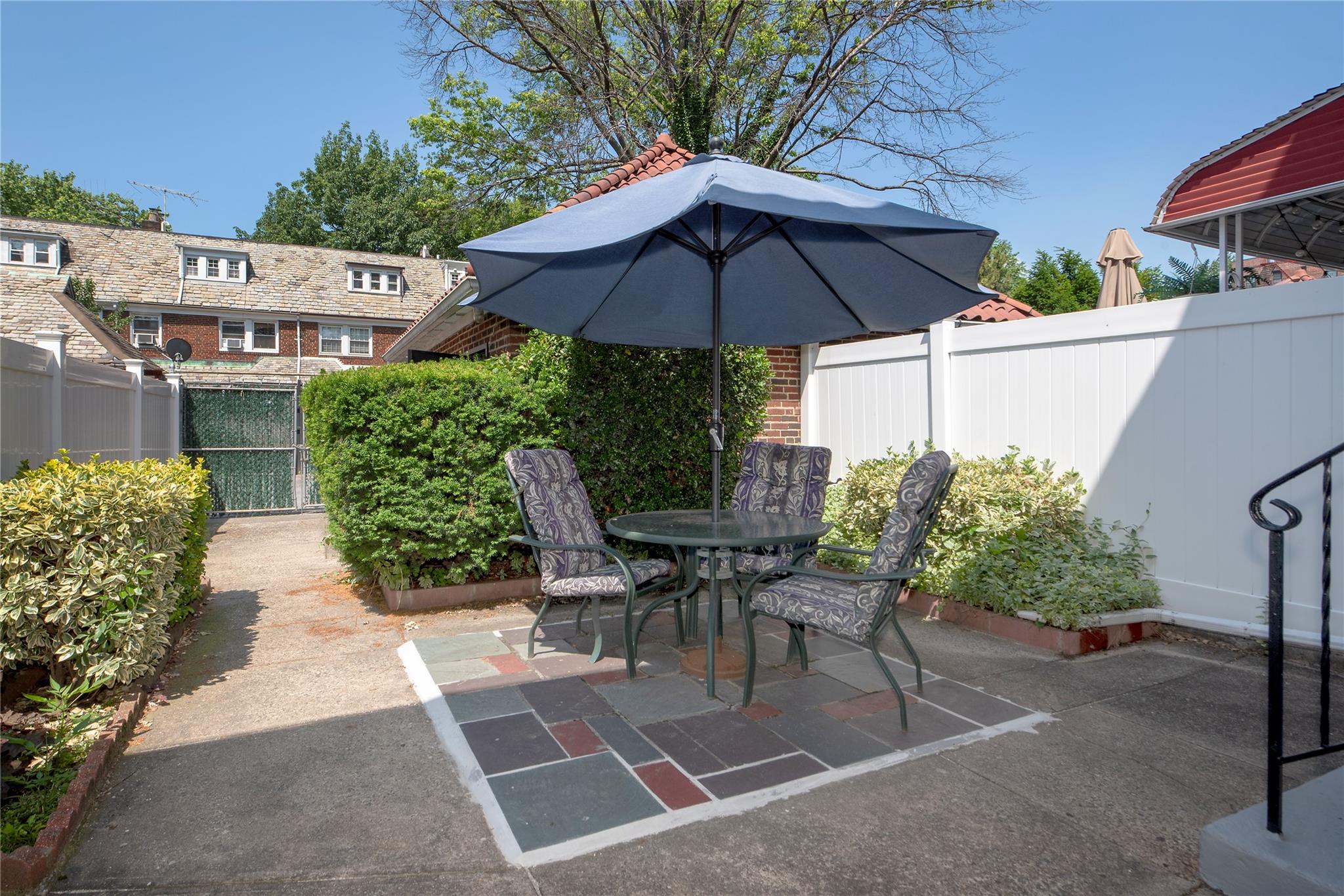 34-42 88th Street, Jackson Heights, NY 11372