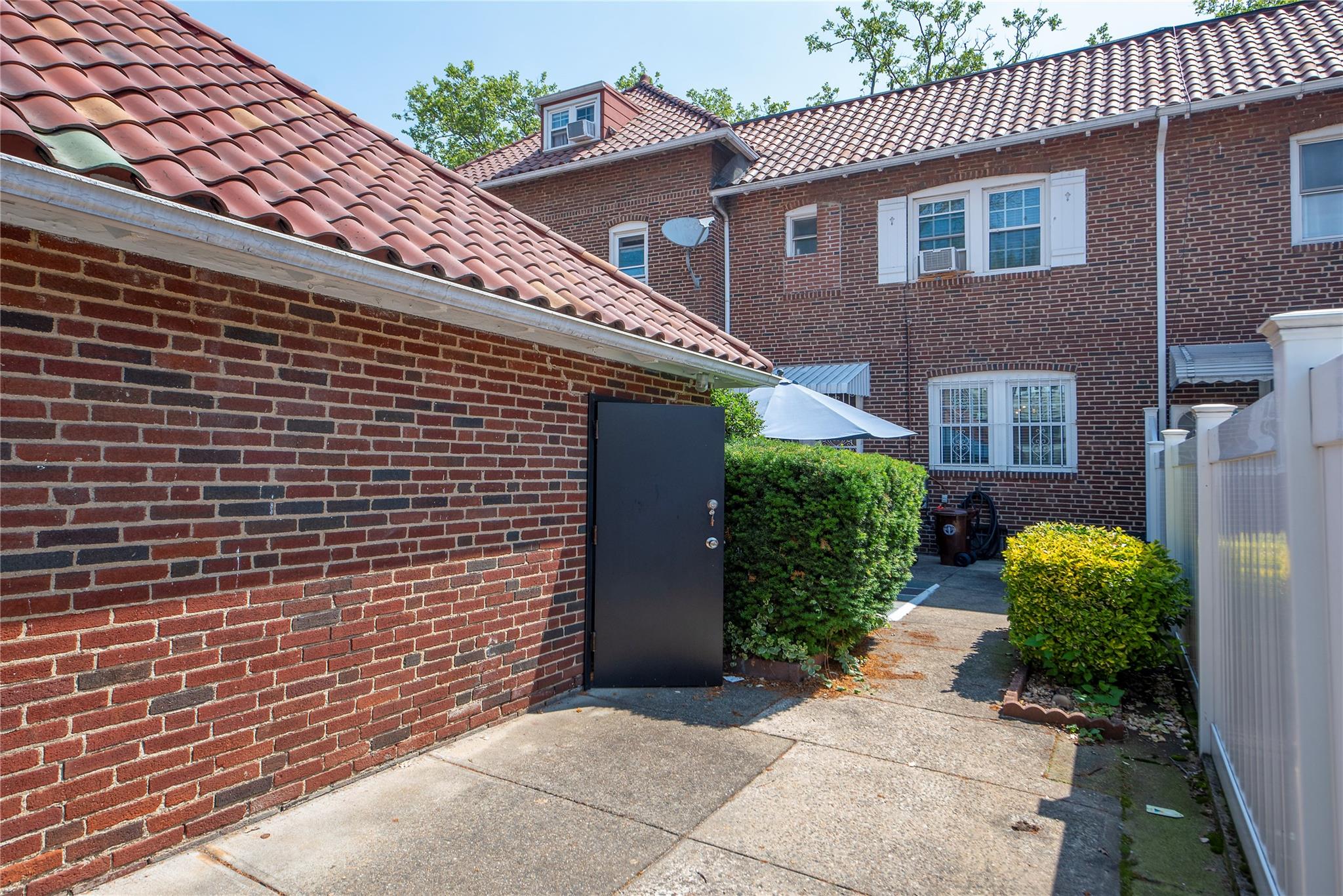 34-42 88th Street, Jackson Heights, NY 11372