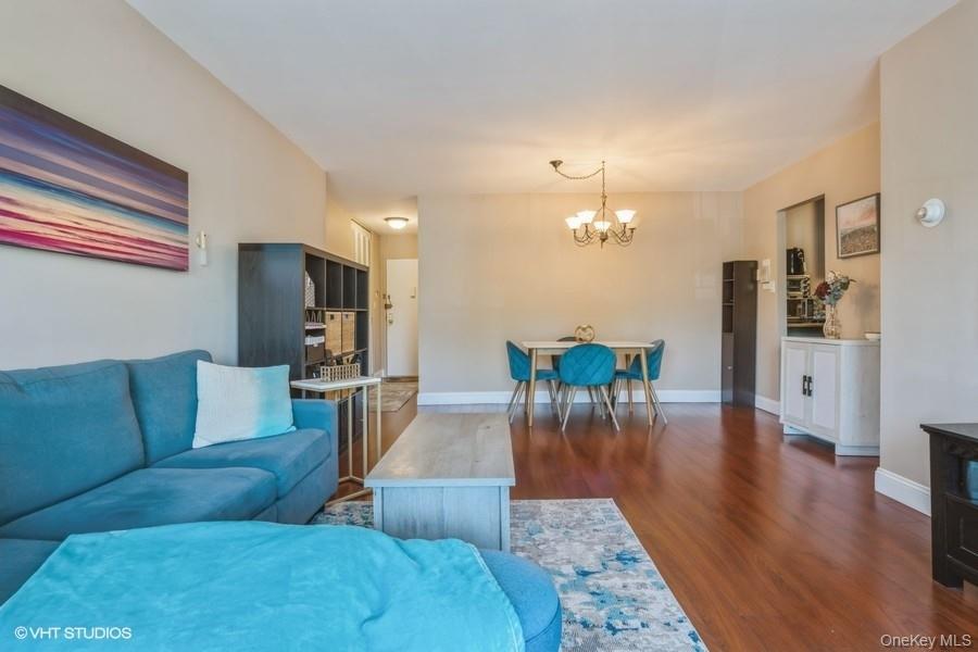 90 S PARK Avenue # B17, Rockville Centre, NY 11570