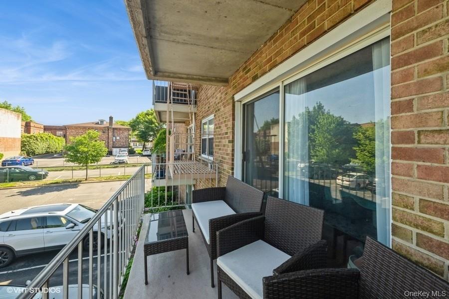 90 S PARK Avenue # B17, Rockville Centre, NY 11570