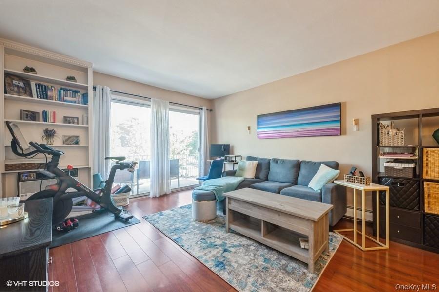 90 S PARK Avenue # B17, Rockville Centre, NY 11570