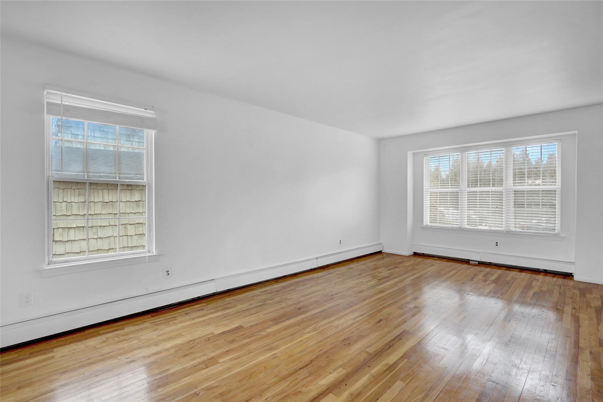 176 Jackson Avenue # A, Syosset, NY 11791