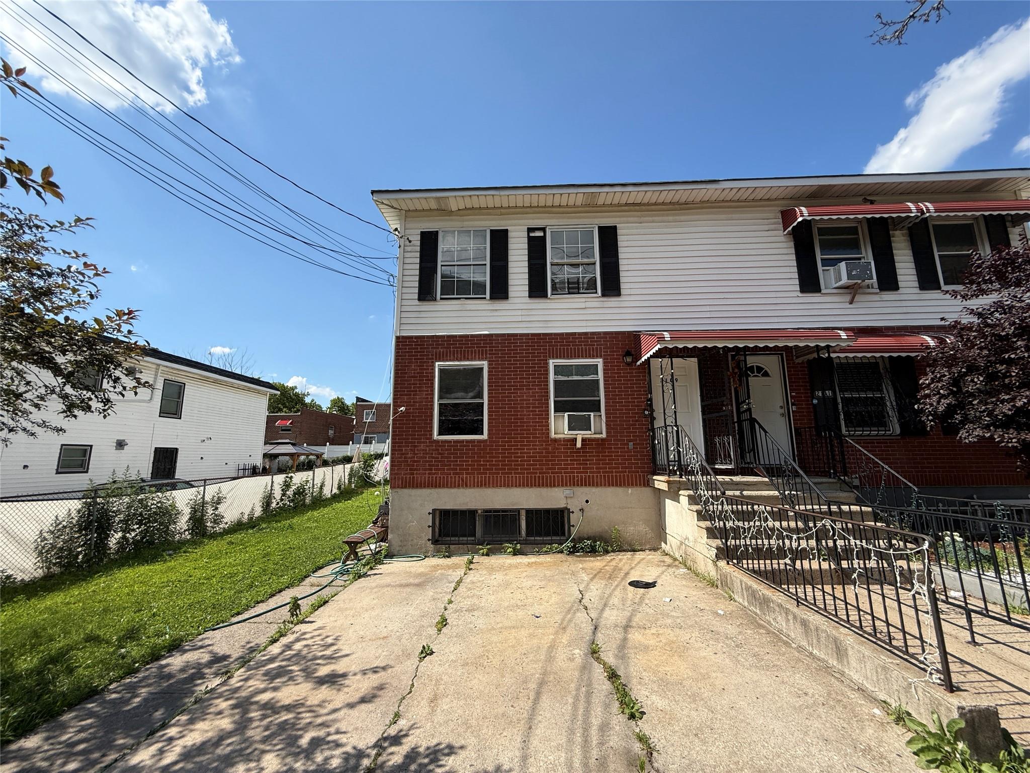 2109 Seward Avenue, Bronx, NY 10473