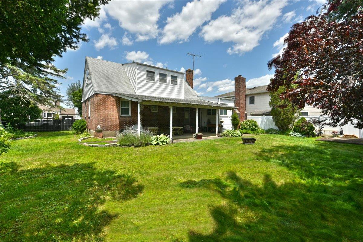 136 Euclid Avenue, Massapequa, NY 11758