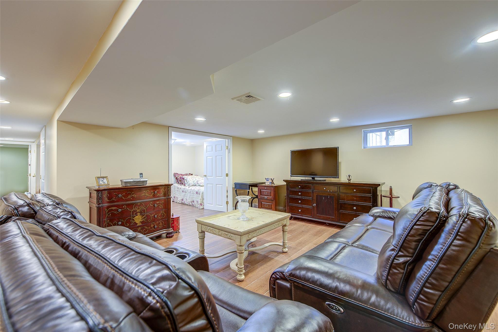 7126 170th Street, Fresh Meadows, NY 11365