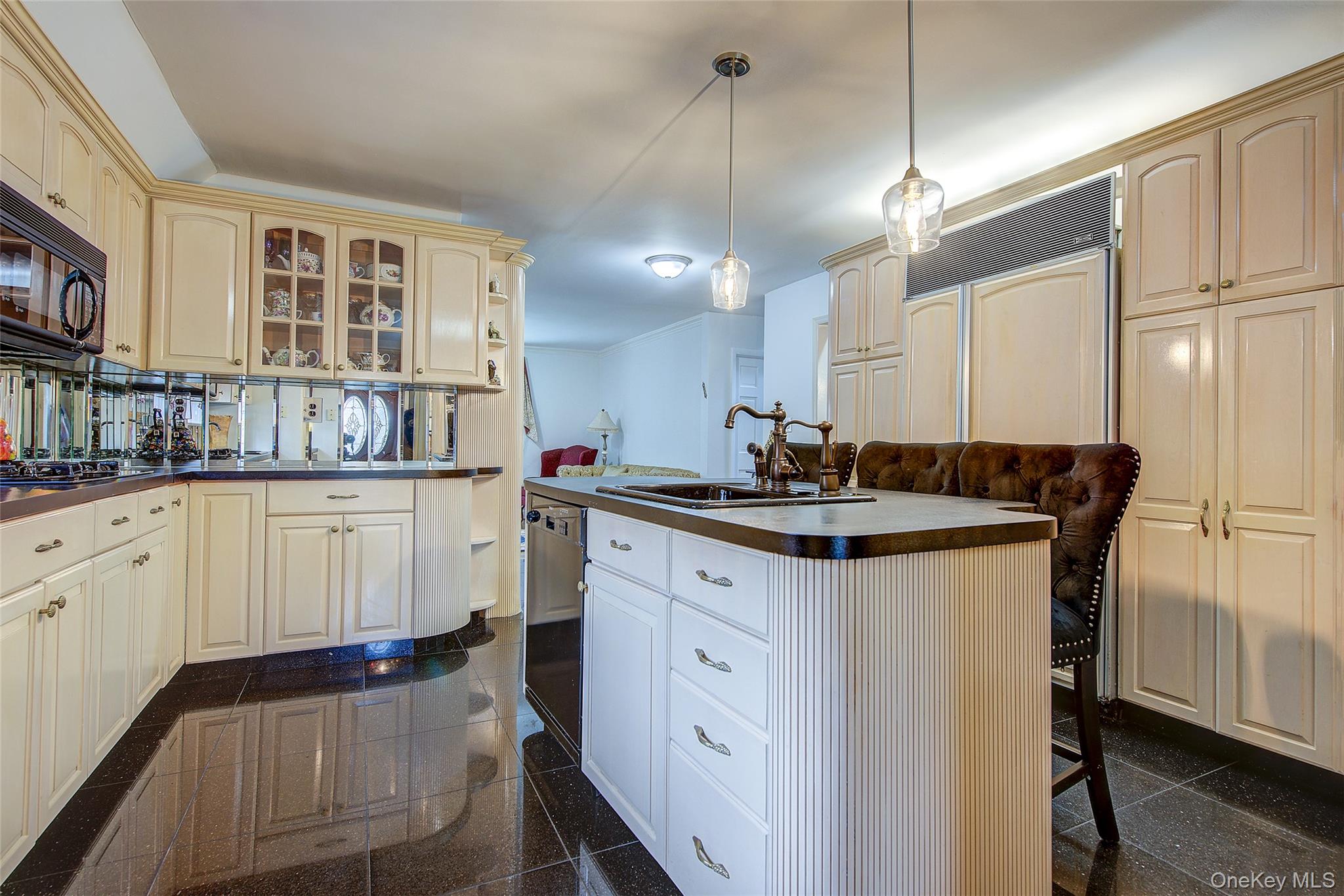 7126 170th Street, Fresh Meadows, NY 11365