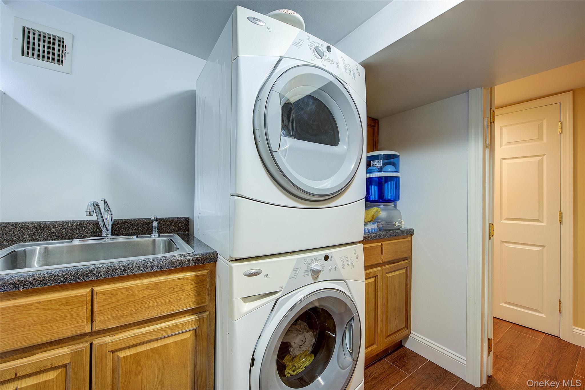 7126 170th Street, Fresh Meadows, NY 11365