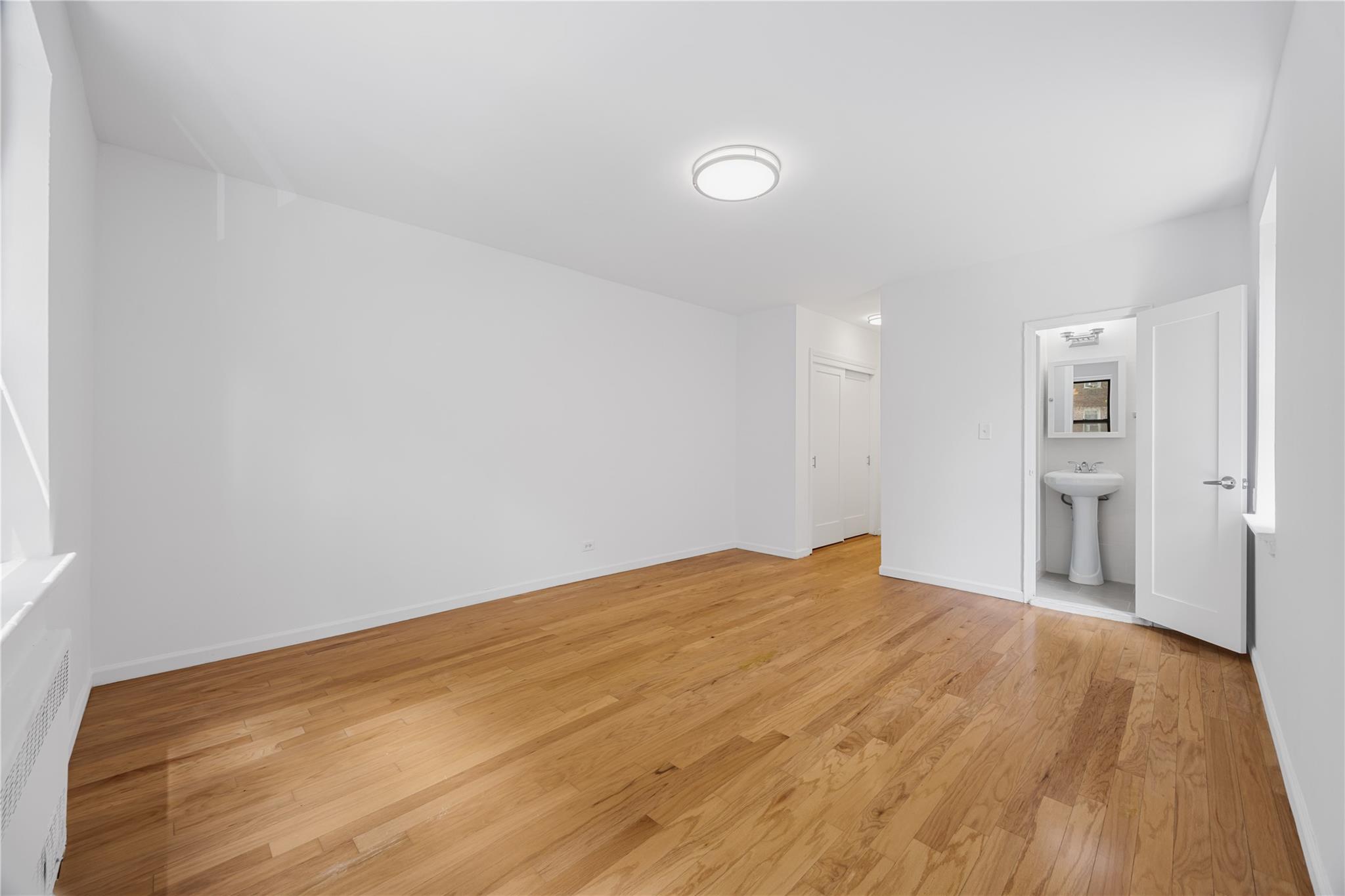 3616 Henry Hudson Parkway # 2IS, Bronx, NY 10463