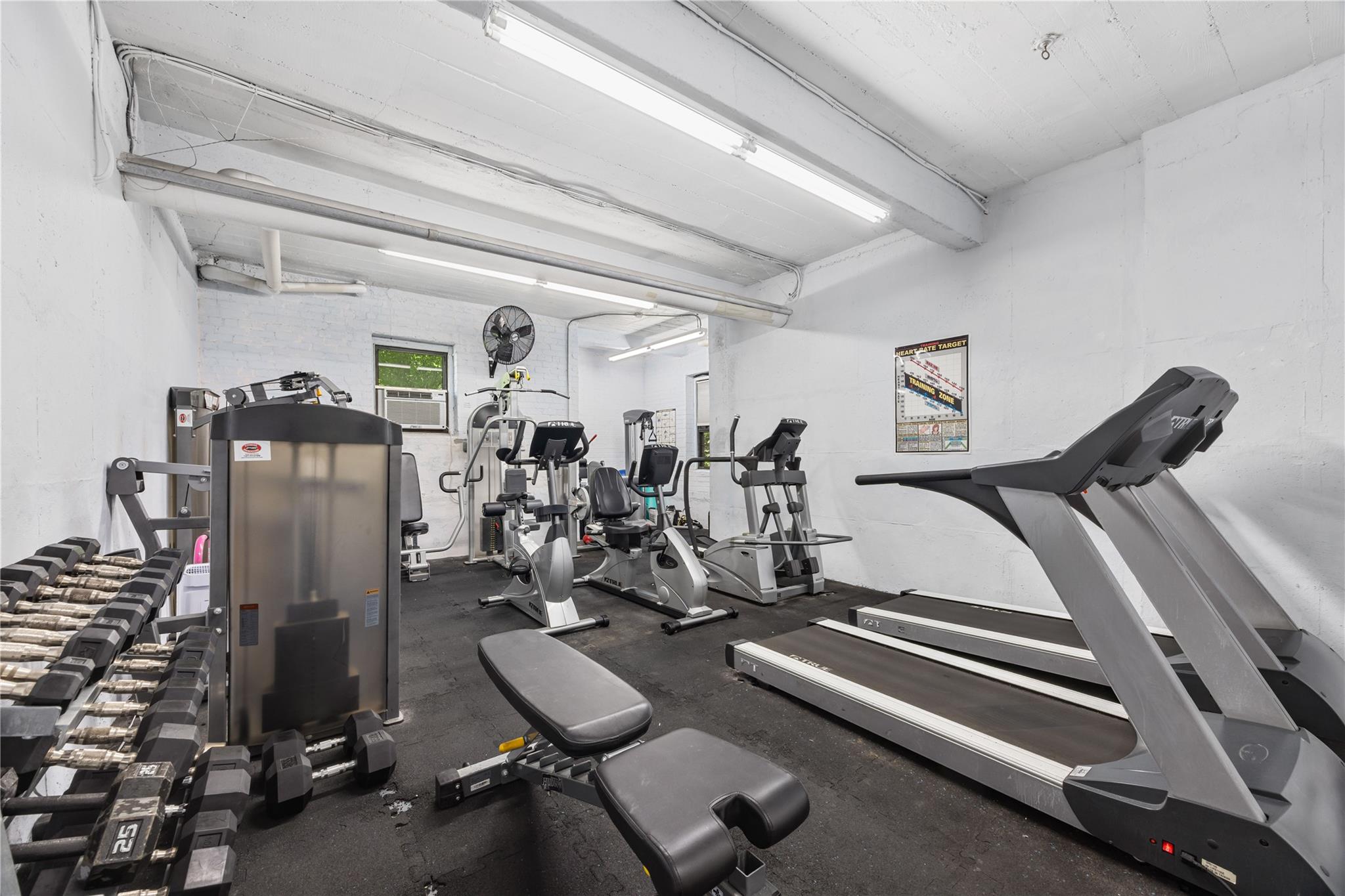 3616 Henry Hudson Parkway # 2IS, Bronx, NY 10463