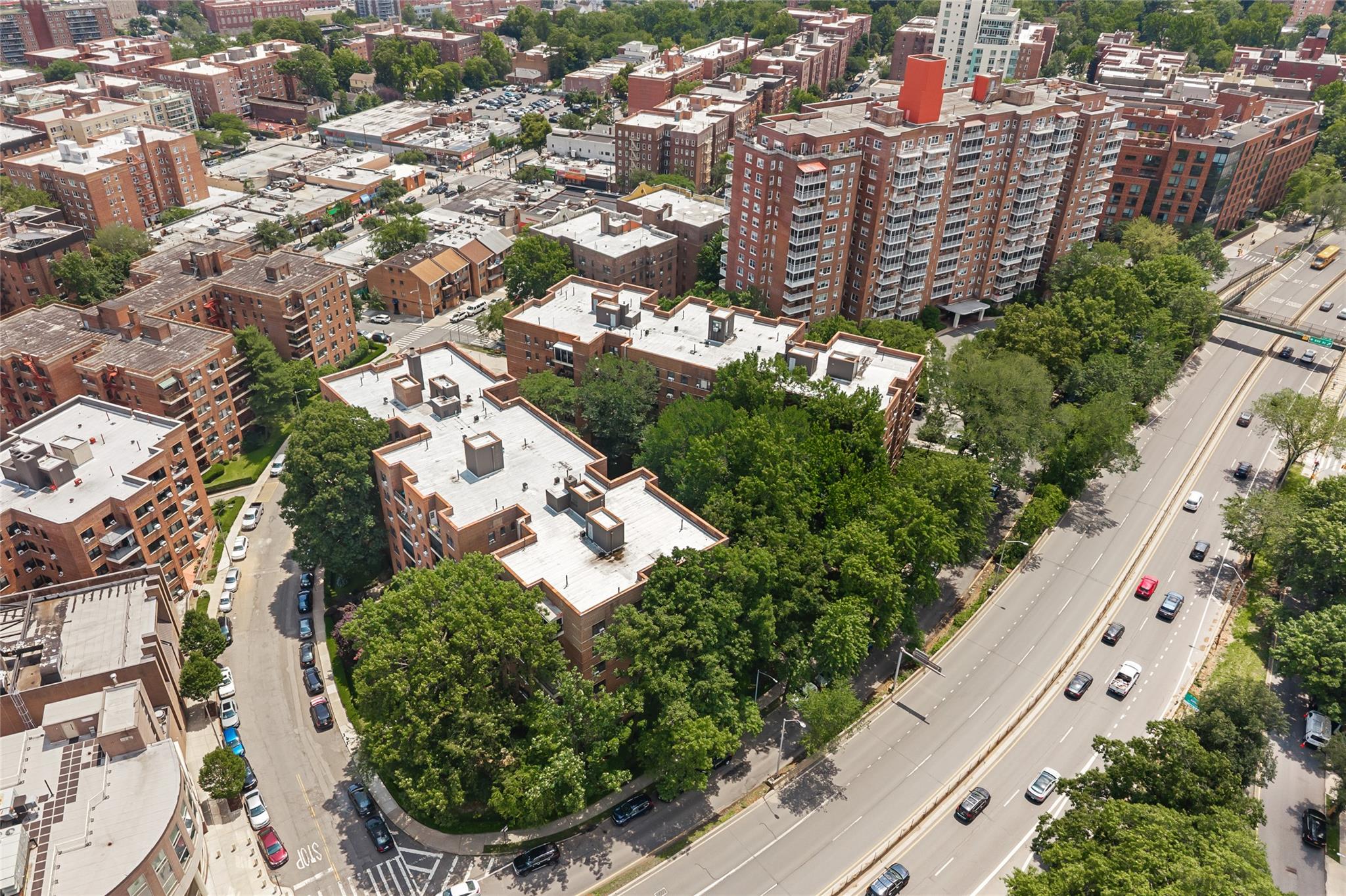 3616 Henry Hudson Parkway # 2IS, Bronx, NY 10463