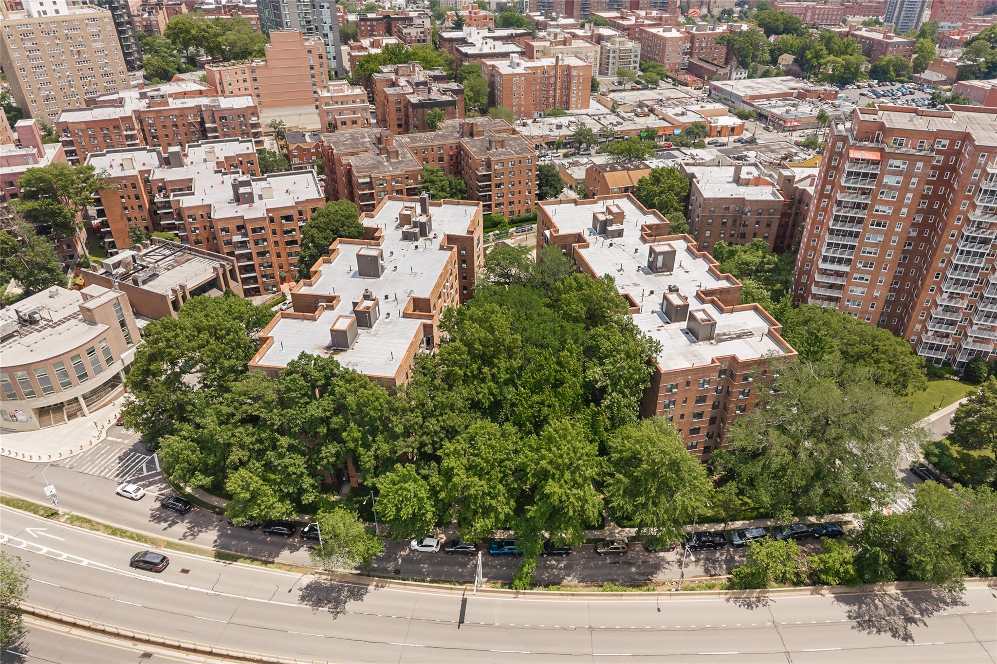 3616 Henry Hudson Parkway # 2IS, Bronx, NY 10463