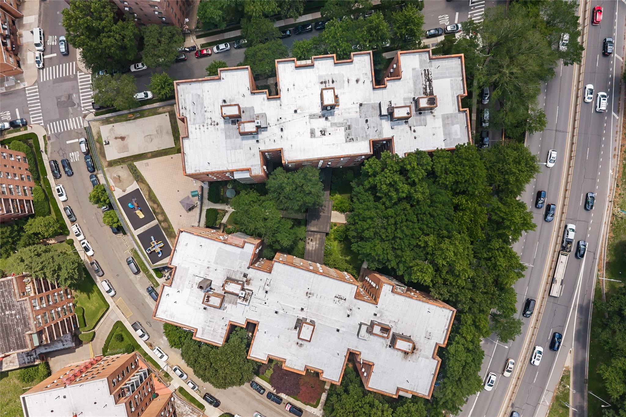 3616 Henry Hudson Parkway # 2IS, Bronx, NY 10463