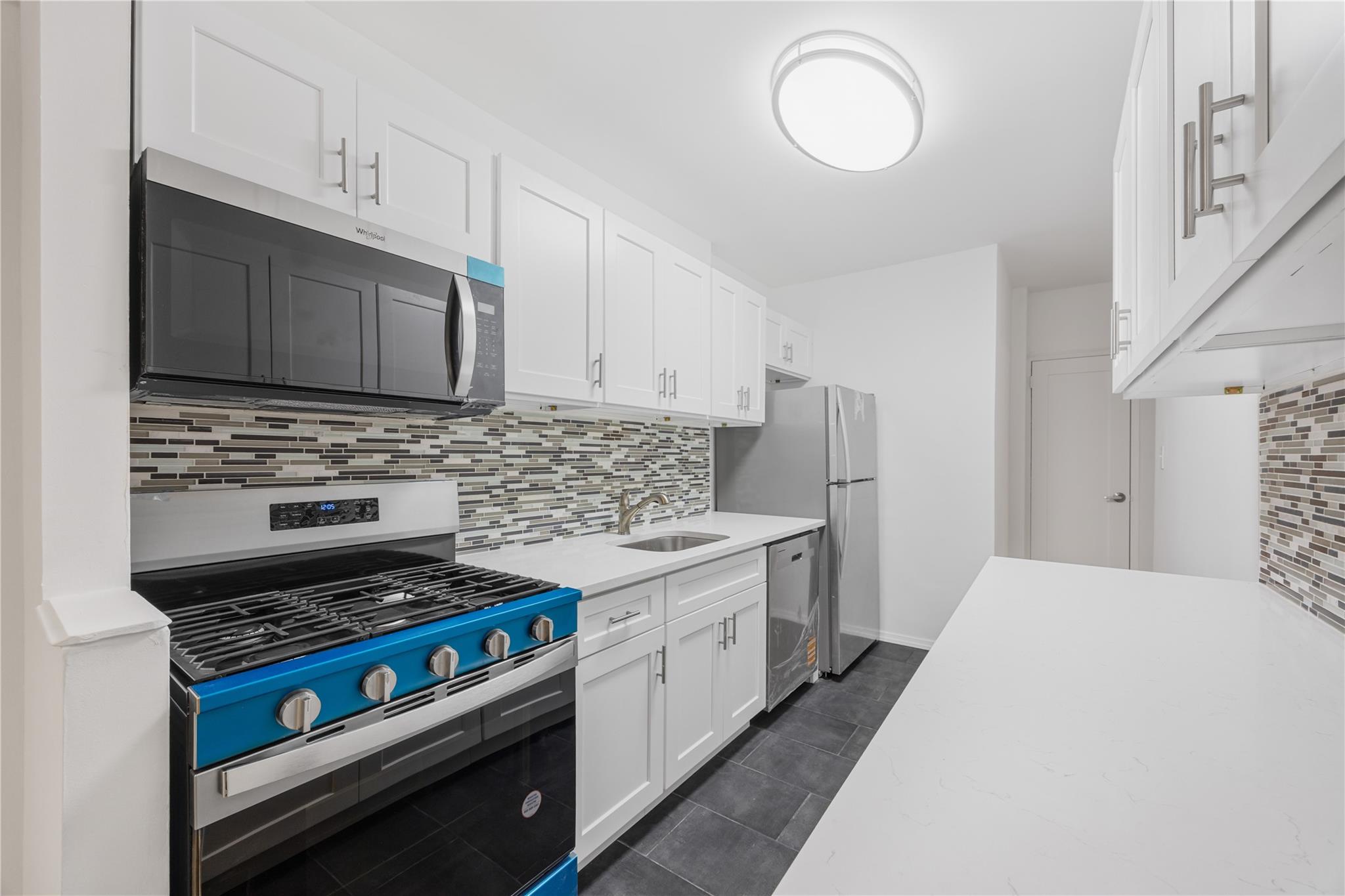 3616 Henry Hudson Parkway # 2IS, Bronx, NY 10463