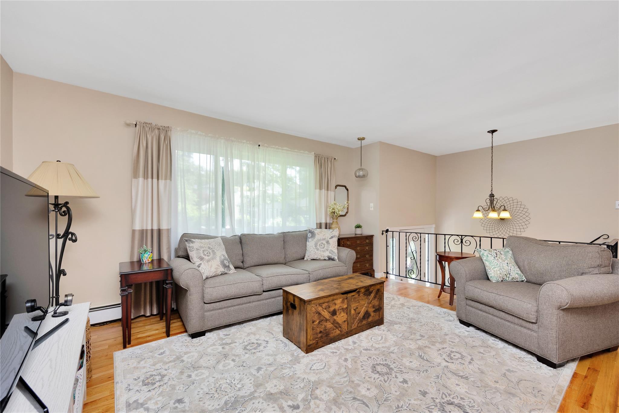 11 Margaret Lane, Huntington, NY 11743