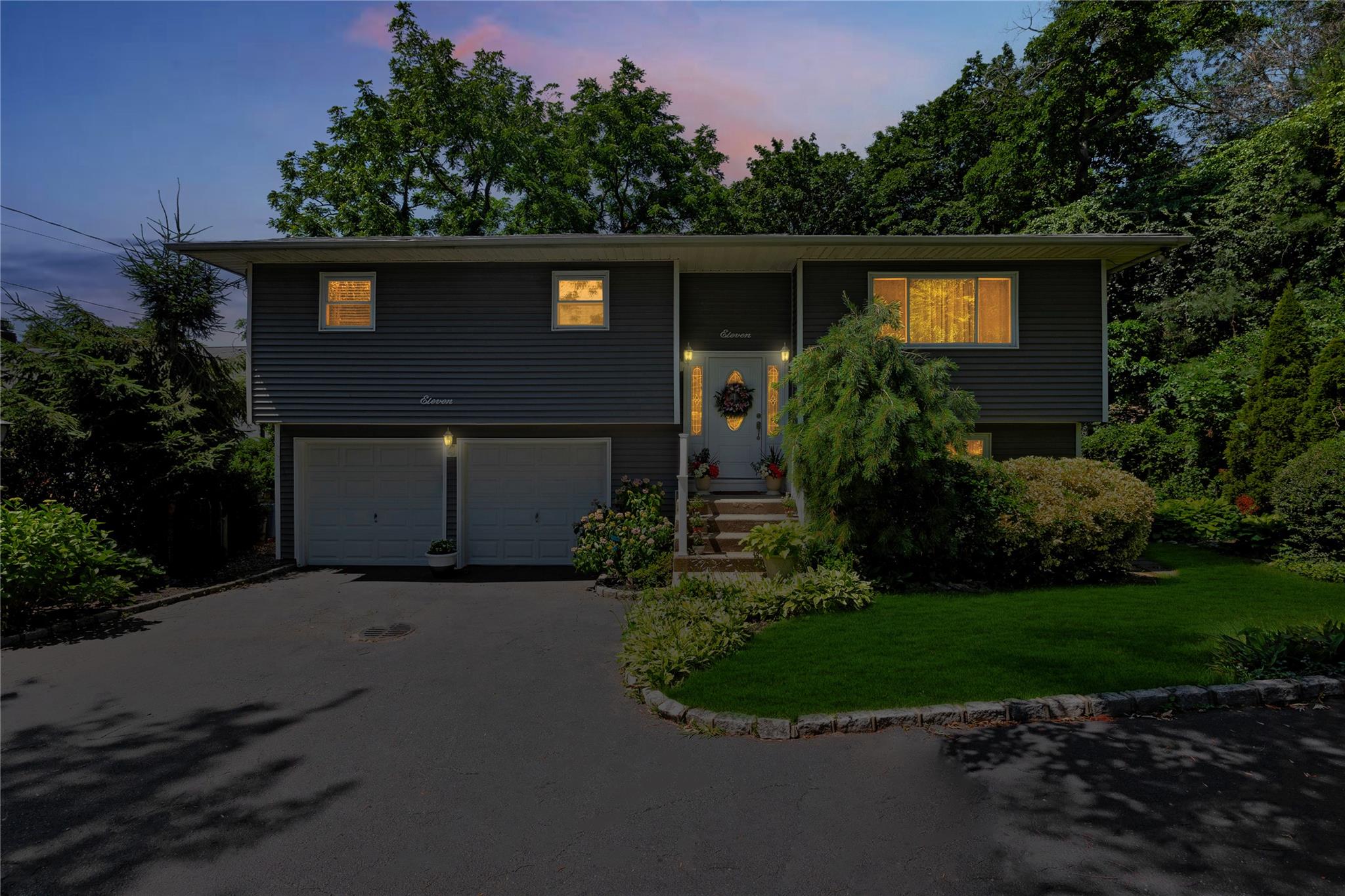 11 Margaret Lane, Huntington, NY 11743