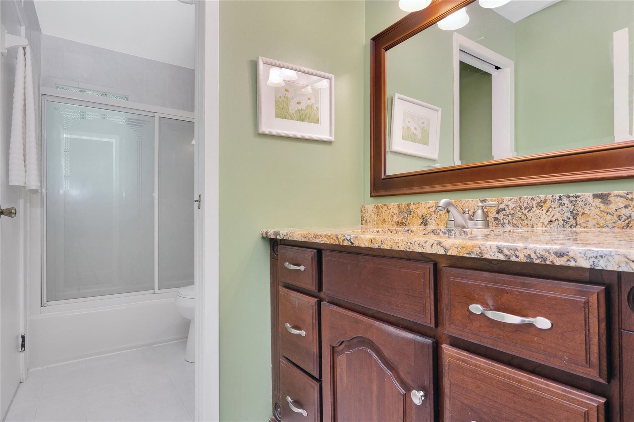 11 Margaret Lane, Huntington, NY 11743