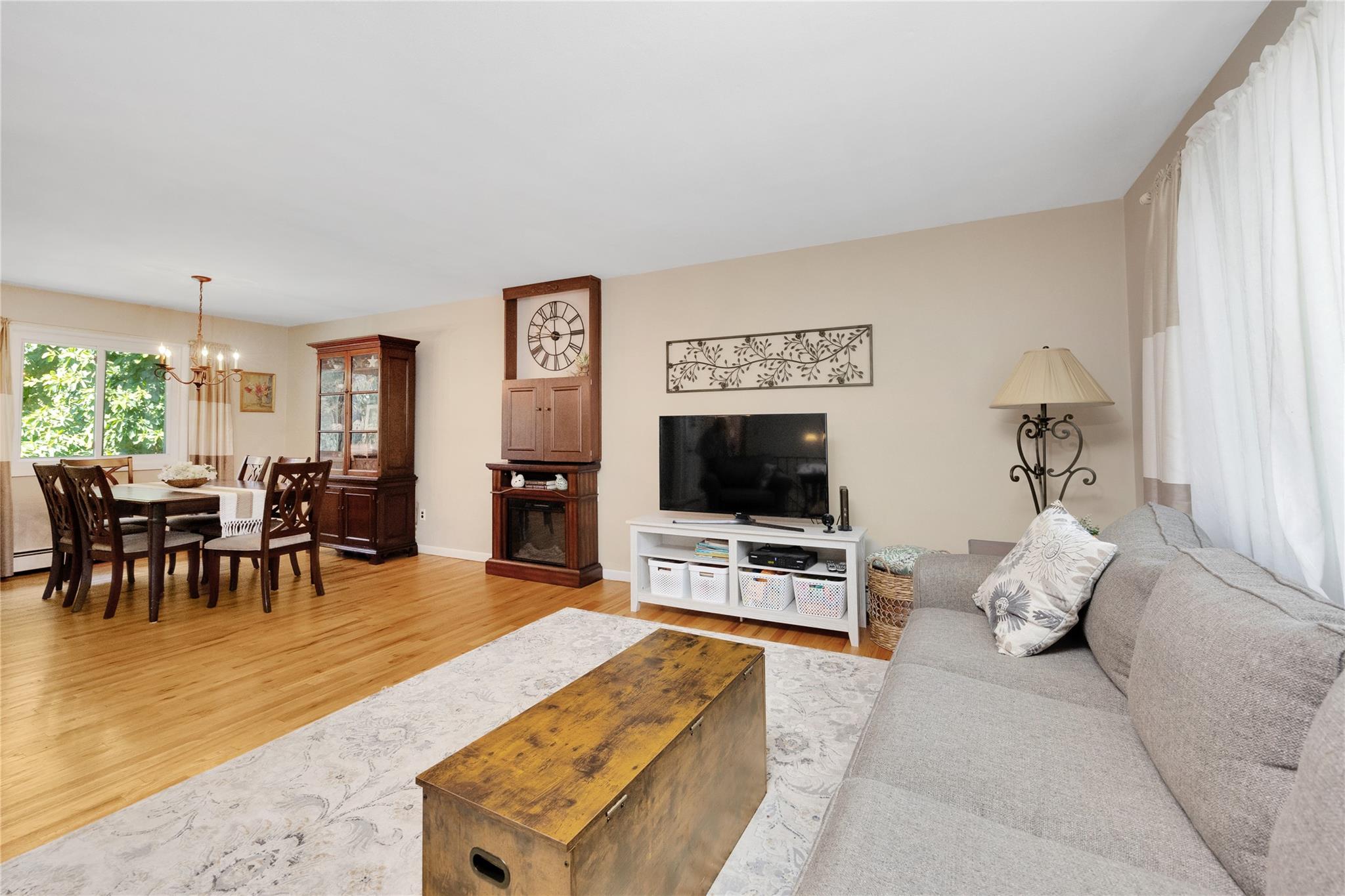 11 Margaret Lane, Huntington, NY 11743