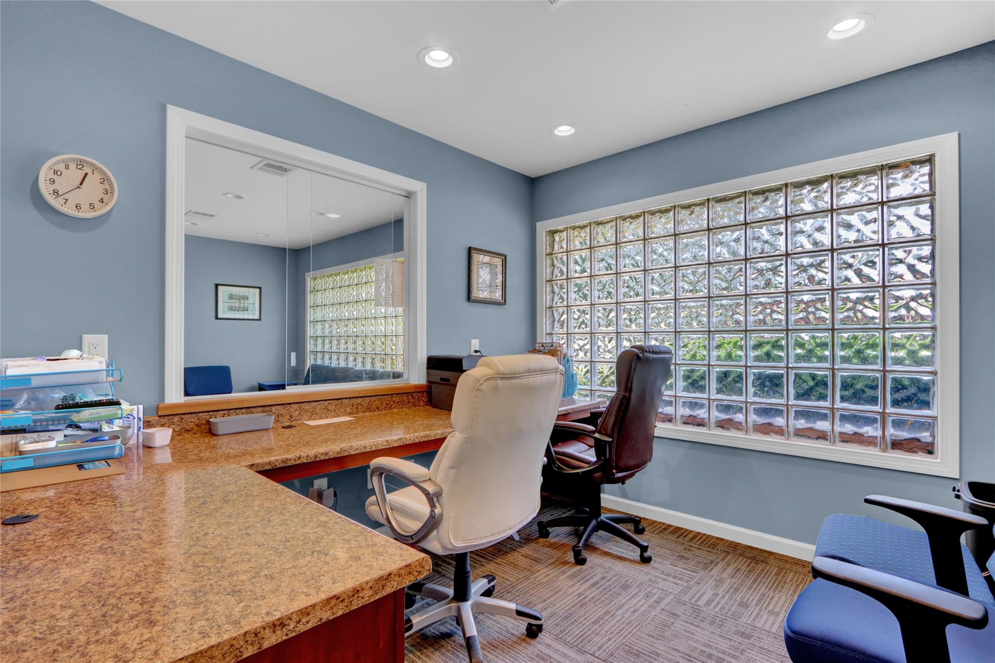 760 n.wellwood ave, Lindenhurst, NY 11757