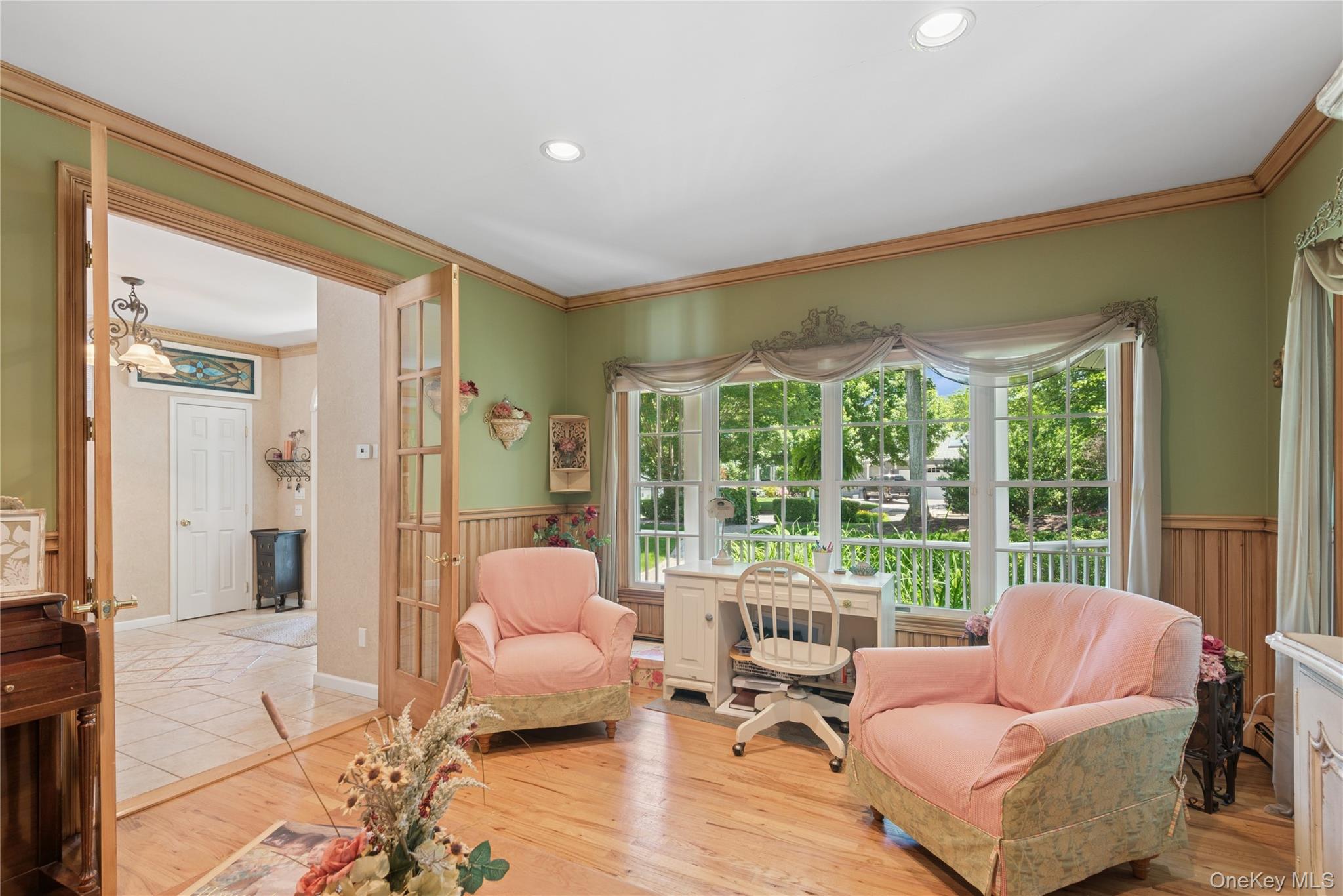 7 Orient Avenue, Northport, NY 11768