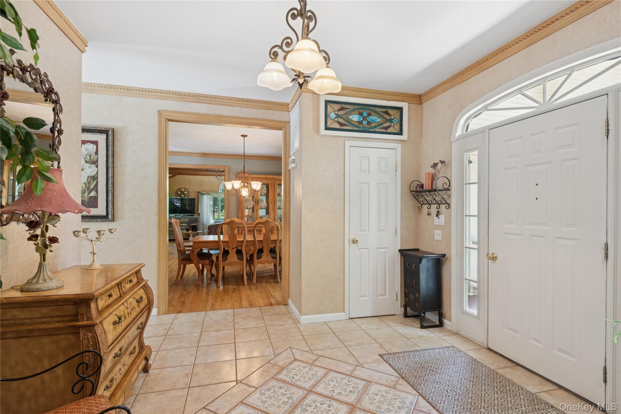 7 Orient Avenue, Northport, NY 11768