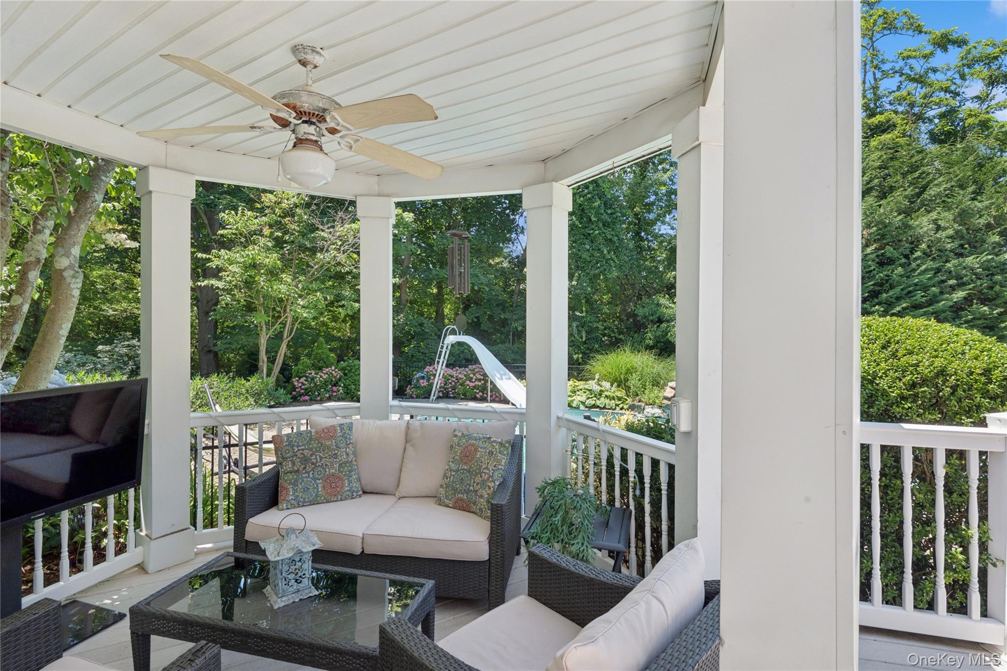 7 Orient Avenue, Northport, NY 11768