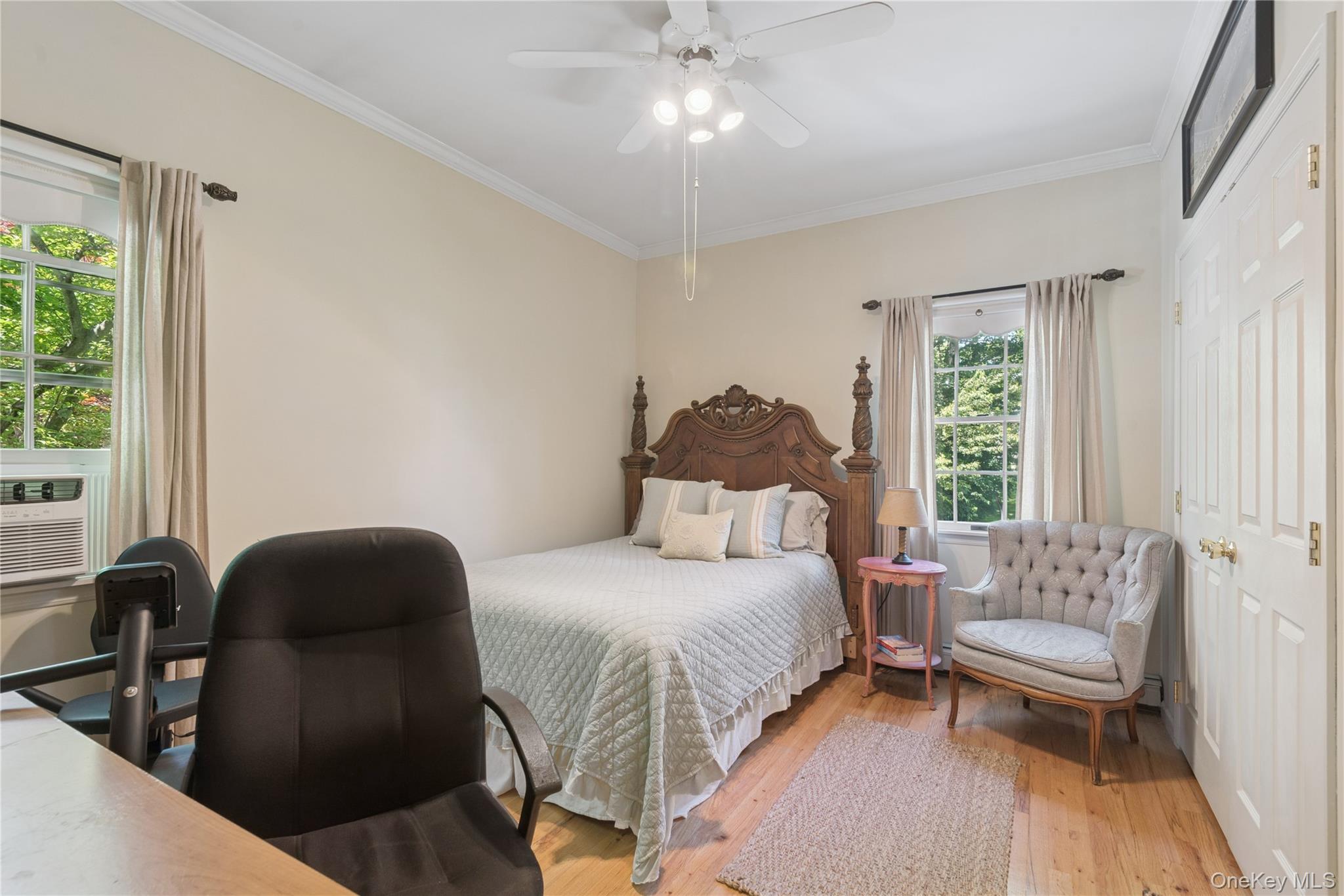 7 Orient Avenue, Northport, NY 11768