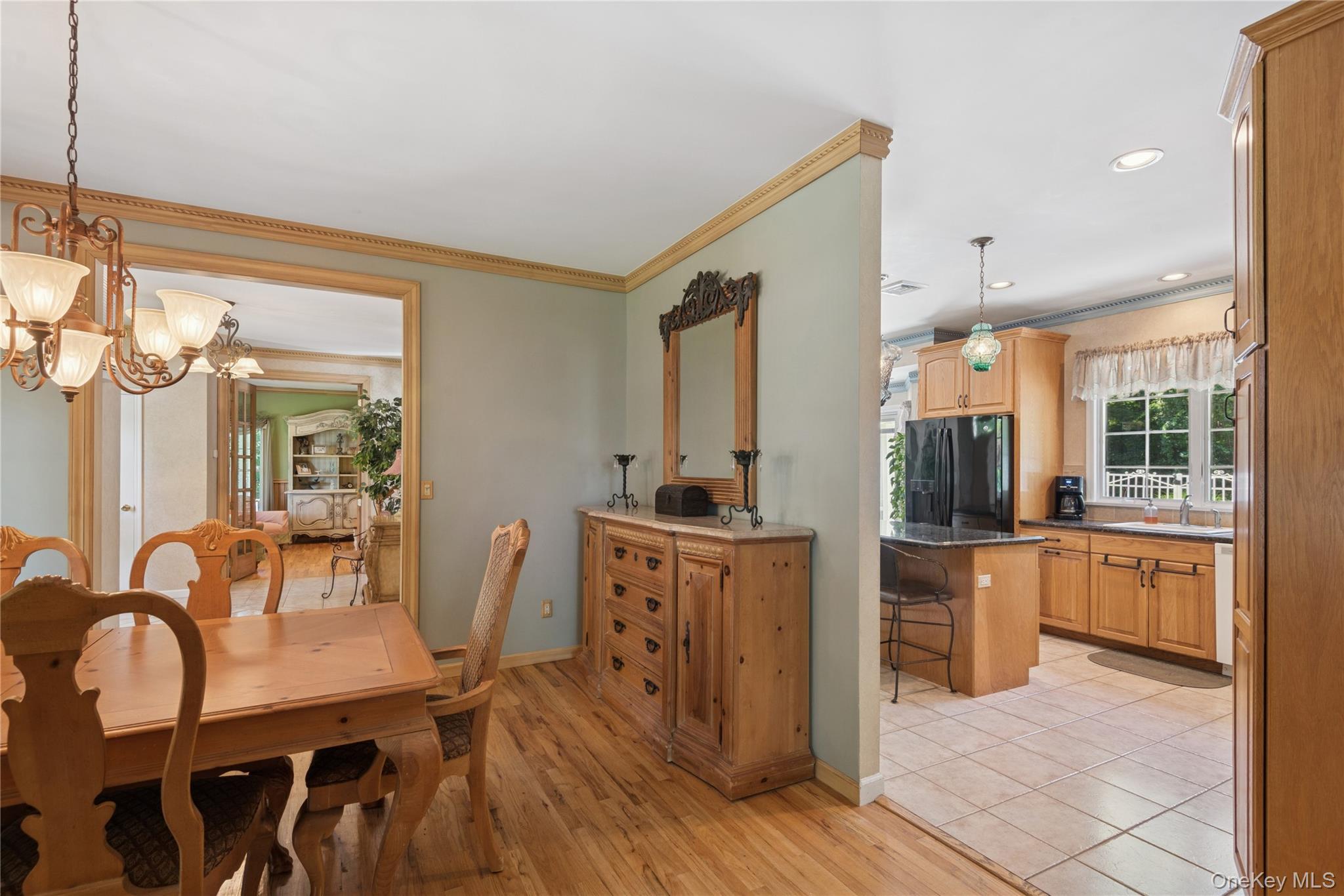 7 Orient Avenue, Northport, NY 11768