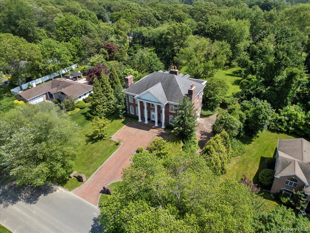 12 Patri Court, Dix Hills, NY 11746