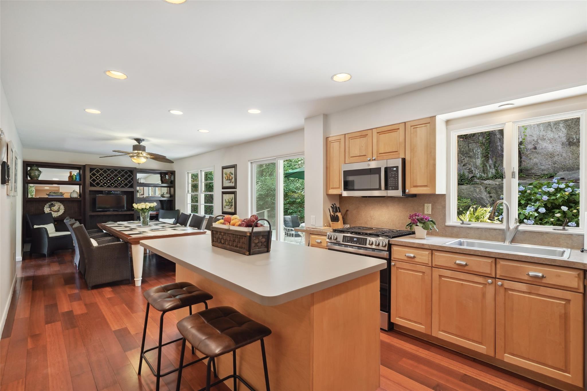 10 Rockledge Road, Bronxville, NY 10708