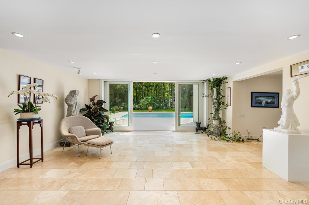 2222 Noyack Road, Sag Harbor, NY 11963